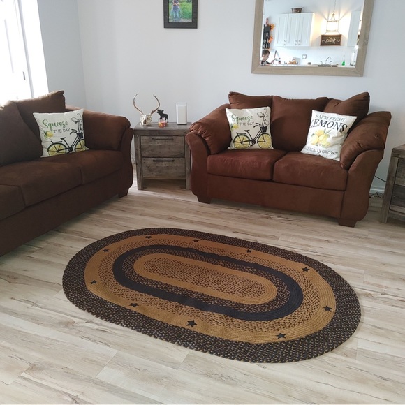 Large primitive area rug. - Picture 3 of 4